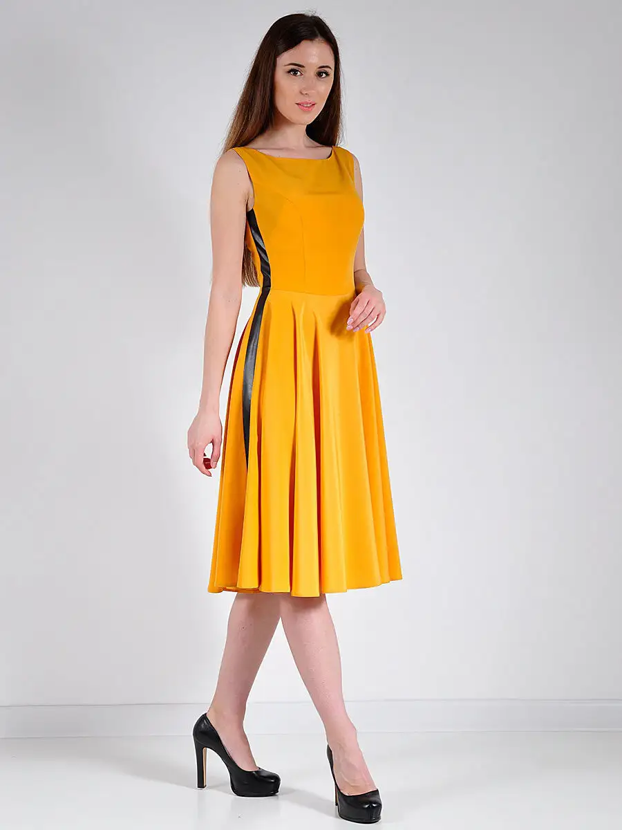 Платье модное нарядное офис